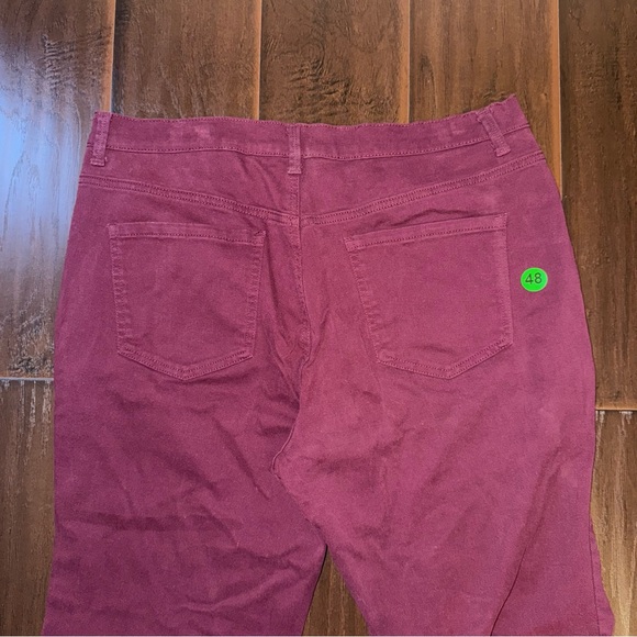 Gloria Vanderbilt Amanda Burgundy jeans women’s plus size 16WS - Picture 2 of 3
